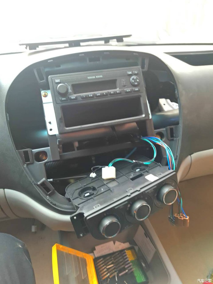 自已动手换菱智M3导航